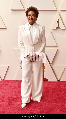 Los Angeles, Usa. 28. März 2022. Wanda Sykes kommt am Sonntag, den 27. März 2022, zu den jährlichen Academy Awards 94. im Dolby Theater in der Hollywood-Sektion von Los Angeles. Foto von Jim Ruymen/UPI Credit: UPI/Alamy Live News Stockfoto