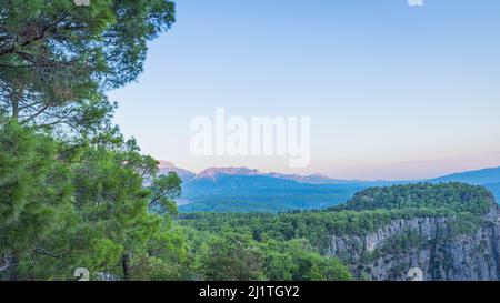 Blick von der Aussichtsplattform auf den Tazy Canyon Stockfoto