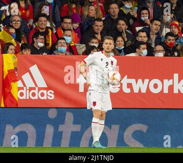 Barcelona, Italien. 26. März 2022. Ivan Balliu aus Albanien während des Internationalen Freundschaftsspiel zwischen Spanien und Albanien am 26. März 2022 im RCDE-Stadion in Barcelona, Spanien Quelle: Independent Photo Agency/Alamy Live News Stockfoto