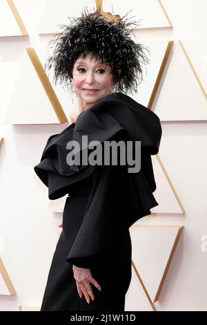 LOS ANGELES - MAR 27: Rita Moreno bei den Academy Awards 94. im Dolby Theater am 27. März 2022 in Los Angeles, CA (Foto: Katrina Jordan/Sipa USA) Stockfoto