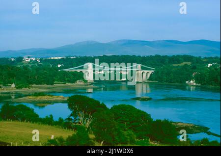 Menai Bridge, Anglesey, Nordwales. Stockfoto