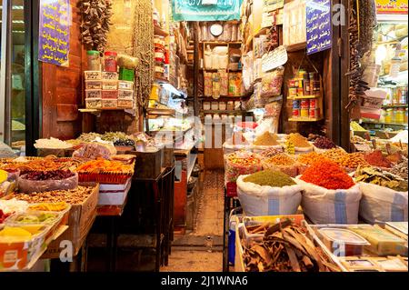 Syrien. Damaskus. Ein Geschäft in Al-Hamidiyah Souq Stockfoto