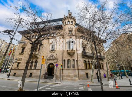 Barcelona, Spanien. Regionalverwaltung von Katalonien oder Provinzrat auf der Rambla Straße Stockfoto