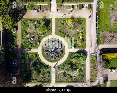 Luftaufnahme des Sensory Garden, der von den Freunden des Beckenham Place Park, Lewisham, gepflegt wird Stockfoto