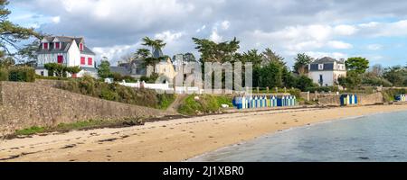 Ile-aux-Moines, Frankreich, Strandhütten Stockfoto