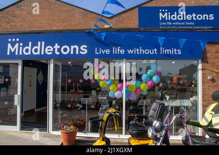 EXETER, DEVON, Großbritannien – 21. SEPTEMBER 2021 Middletons Mobility Exeter, Trusham Road auf dem Handelsgebiet von Marsh Barton Stockfoto