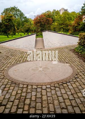 Canada Memorial (Mémorial du Canada) entworfen vom kanadischen Bildhauer Pierre Granche. Green Park, London. Stockfoto