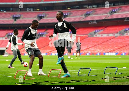 Nicolas Pepe von der Elfenbeinküste während einer Trainingseinheit in Wembley, London. Bilddatum: Montag, 28. März 2022. Stockfoto