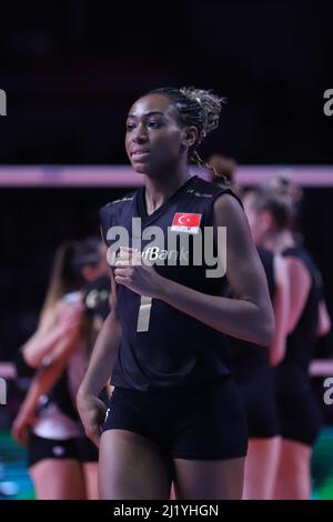 ANKARA, TÜRKEI - 18. DEZEMBER 2021: Chiaka Ogbogu in Fenerbahce Opet gegen Vakifbank Halbfinale der FIVB Volleyball Womens Club Weltmeisterschaft Stockfoto