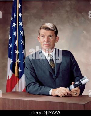 Ein Porträt des Mercury Seven Astronauten Walter (Wally) Schirra Stockfoto