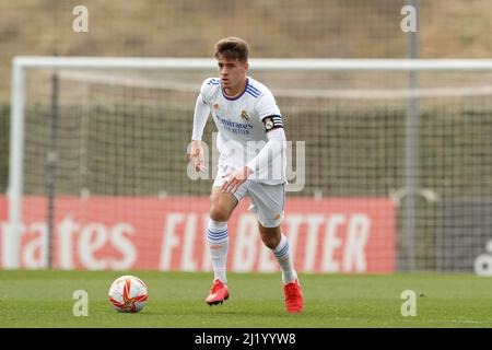 Madrid, Spanien. 27. März 2022. Jaime Calleja (Real) Fußball: Spanisches Viertelfinalspiel zwischen Real Madrid Juvenil Und Einer 5-2 CD Teneriffa Juvenil A auf dem Ciudad Real Madrid Campo 7 in Madrid, Spanien. Quelle: Mutsu Kawamori/AFLO/Alamy Live News Stockfoto