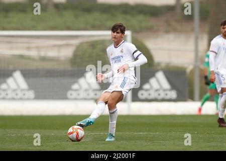 Madrid, Spanien. 27. März 2022. Javi Villar (Real) Fußball/Fußball: Spanisches 'Copa del Rey de Juvenil' Viertelfinalspiel zwischen Real Madrid Juvenil A 5-2 CD Teneriffa Juvenil A auf dem Ciudad Real Madrid Campo 7 in Madrid, Spanien . Quelle: Mutsu Kawamori/AFLO/Alamy Live News Stockfoto