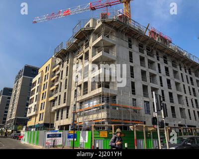 Joinville-le-Pont, Frankreich, Pariser Vororte, Appartementgebäude, Baustelle, moderne Architektur und Klimawandel Stockfoto