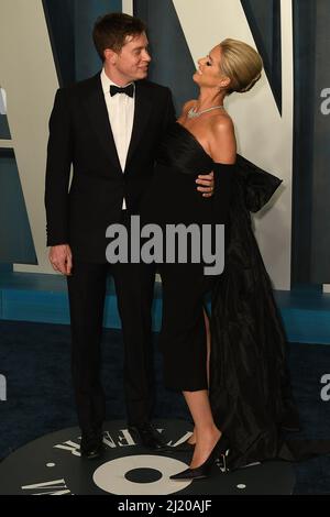 James Rothschild und Nicky Hilton treffen am 27. März 2022 in Beverly Hills, Kalifornien, zur Vanity Fair Oscar Party 2022 im Wallis Annenberg Center for the Performing Arts ein. Foto: Casey Flanigan/imageSPACE Stockfoto