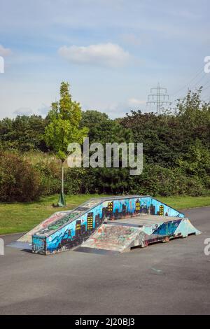 13.09.2021, Deutschland, Nordrhein-Westfalen, Essen - Skatepark im Emscherpark. 00X210913D115CARO.JPG [MODEL RELEASE: NO, PROPERTY RELEASE: NO (C) CA. Stockfoto