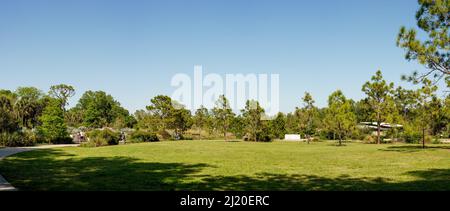 Lake Whales, FL, USA - 26. März 2022: Foto der Gärten von Bok Tower Gardens Stockfoto