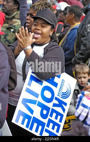 Demonstration über nicht benötigte und ungerechtfertigte Erschießungen der Polizei an Schwarzen in Georgia, No Jobs, No Peace, No Justice, in Columbus, Georgia, USA Stockfoto