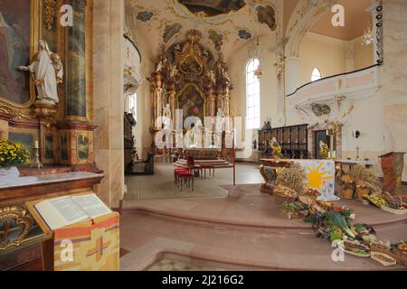 Erntefest in der St.-Martin-Kirche in Riegel im Kaiserstuhl, Baden-Württemberg, Deutschland Stockfoto