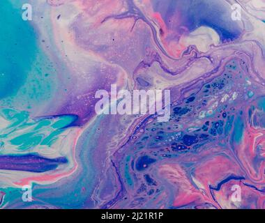 Flüssige Kunst. Flüssiges Acrylkunstwerk mit schönen Mischfarben. Kann für Innenposter verwendet werden. Mischen von Farben. Moderne Kunst. Marmorstruktur. Stockfoto