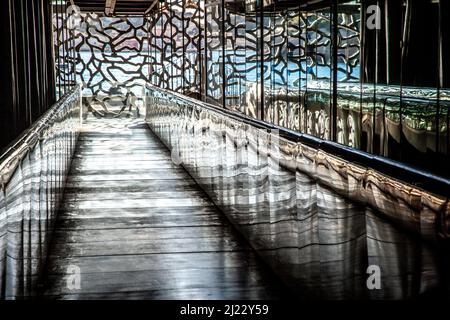 Marseille, Frankreich - 5. April 2015 : Museum der europäischen und mediterranen Zivilisationen. MuCEM wurde am 7. Juni 2013 eingeweiht, als Marseille entworfen wurde Stockfoto