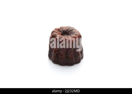 Canele de Bordeaux französisches Gebäck isoliert auf weißem Hintergrund Stockfoto