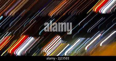 Unschärfende bewegte bunte Lichter Hintergrund Stockfoto