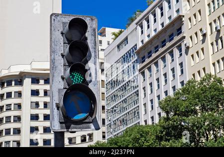 Grüne Ampel, im Zentrum von Rio Stockfoto