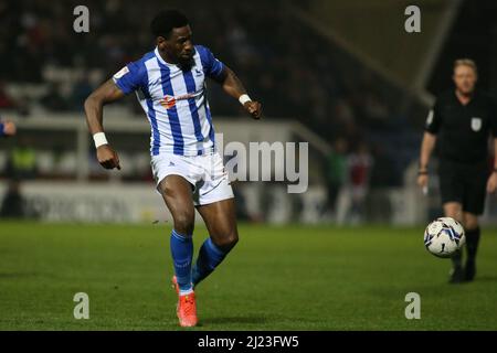 HARTLEPOOL, GROSSBRITANNIEN. MÄR 29. Omar Bogle von Hartlepool United beim Spiel der Sky Bet League 2 zwischen Hartlepool United und Mansfield Town am Dienstag, den 29.. März 2022 im Victoria Park, Hartlepool. (Kredit: Michael Driver | MI Nachrichten) Kredit: MI Nachrichten & Sport /Alamy Live Nachrichten Stockfoto