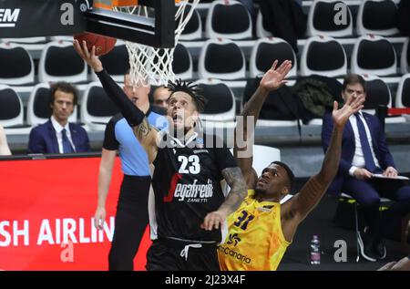 Bologna , Italien, 29/03/2022, Daniel Hackett (Segafredo Virtus Bologna) während des Eurocup-Turniermatches Segafredo Virtus Bologna vs. BC Gran Canaria in der Segafredo Arena - Bologna, 29. März 2022 - Foto: Michele Nucci Stockfoto