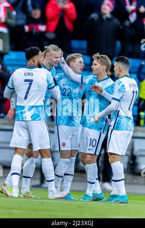 Oslo, Norwegen 29. März 2022, Erling Haaland aus Norwegen feiert ein Tor gegen Armenien während des internationalen Freundschaftsspiels zwischen Norwegen und Armenienim Ullevaal Stadion in Oslo, Norwegen. Quelle: Nigel Waldron/Alamy Live News Stockfoto