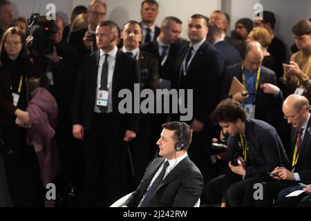 München, Deutschland. 15.. Februar 2020. Präsident der Ukraine, Wolodymyr Zelensky, während der Münchner Sicherheitskonferenz. (Foto von Mykhaylo Palinchak/SOPA Images/Sipa USA) Quelle: SIPA USA/Alamy Live News Stockfoto