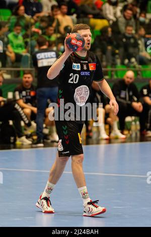 Lissabon, Portugal. 29. März 2022. Philipp Weber aus Magdeburg beim letzten EHF-Handballspiel der Europäischen Liga 16 zwischen Sporting CP und SC Magdeburg in Pavilhão João Rocha im Einsatz.Endstand; Sporting CP 29:29 SC Magdeburg. Kredit: SOPA Images Limited/Alamy Live Nachrichten Stockfoto