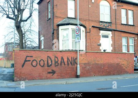 melden Sie sich bei der Lebensmittelbank in leeds yorkshire vereinigtes Königreich an Stockfoto