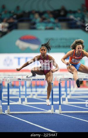 Alaysha Johnson nimmt an den Hallenweltmeisterschaften in Belgrad 2022 in den 60m Hürden Teil. Stockfoto