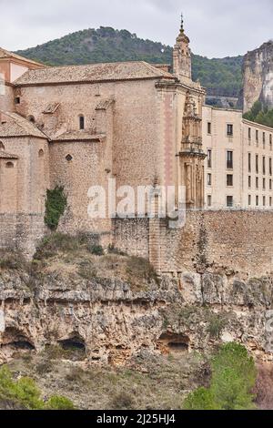 San Plablo Kloster und Klippe in Cuenca. Reisen Sie Nach Spanien Stockfoto