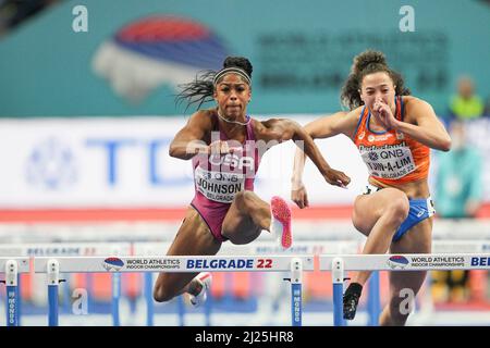 Alaysha Johnson nimmt an den Hallenweltmeisterschaften in Belgrad 2022 in den 60m Hürden Teil. Stockfoto