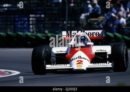 Alain Prost (FRA) McLaren MP4/2B Tag Porsche 3. Position Stockfoto