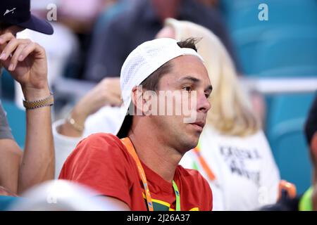 Miami Gardens, Florida, USA. 29. März 2022. Naomi Osaka aus Japan besiegt Danielle Collins aus den Vereinigten Staaten in ihrem Viertelfinalspiel am 9. Tag der Miami Open im Hard Rock Stadium am 29. März 2022 in Miami Gardens, Florida Menschen: Danielle Collins . Kredit: Hoo Me.Com/Media Punch/Alamy Live Nachrichten Stockfoto