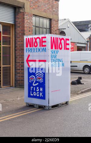 Wine Freedom Weinbar in der Floodgate Street in Digbeth, dem Kreativviertel in Birmingham Stockfoto