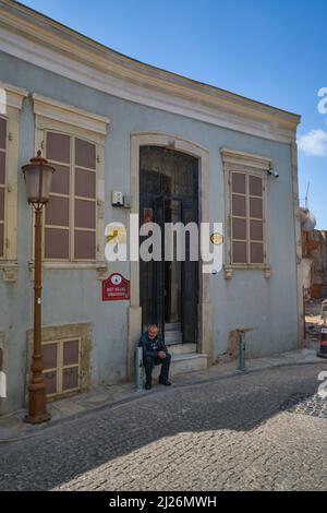 Das Äußere der Synagoge von Beit Hillel, heute ein restauriertes Museum. In Izmir, Türkei. Stockfoto