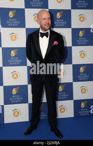 Schauspieler Tom Allen bei der Ankunft für die Royal Television Society Program Awards im Grosvenor House in Mayfair, London, Großbritannien Stockfoto