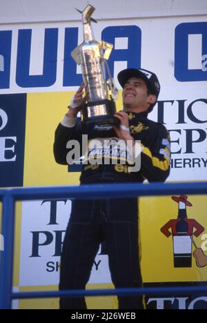 Ayrton Senna da Silva (BRA) Lotus 1. Position feiert Podium Stockfoto