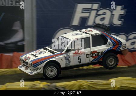 Massimo Miki Biasion (ITA) Lancia Delta S4 GRB Martini Racing Position 3. Stockfoto