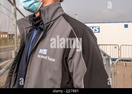 Eastbourne, East Sussex, Großbritannien. 30. März 2022. Ende der kostenlosen Covid-Tests in Großbritannien. Eastbourne, East Sussex, Großbritannien. Eine NHS Covid-Teststelle, wo die Tests mit dem letzten Tag der kostenlosen Covid-NHS-Tests in einem Großteil des Vereinigten Königreichs enden, während andere Standorte ab dem 1.. April 2022 geschlossen werden. Kredit: Reppans/Alamy Live Nachrichten Stockfoto