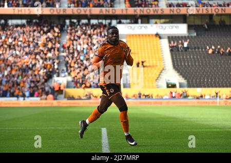 Wölfe Fußballspieler Bright Enobakhare feiert sein Ziel. Wolverhampton Wanderers gegen Barnsley bei Molineux 23/09/2017 - Sky Bet Championship Stockfoto