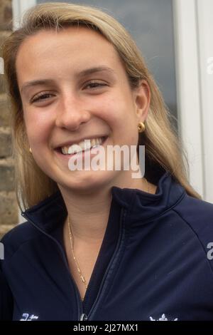 London, Großbritannien. 30. März 2022. Die Crews von Oxford und Cambridge treffen die Presse im London Rowing Club am Putney Embankment. Die Mannschaften der Männer und Frauen beim Sunday's Boat Race nahmen an einer Pressekonferenz Teil. Kredit: Peter Hogan/Alamy Live Nachrichten Stockfoto