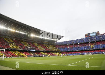 Barcelona, Spanien. 30. März 2022. Camp Nou während des UEFA Women's Champions League-Spiels zwischen Barcelona und R.Madrid im Camp Nou-Stadion in Barcelona, Spanien. Rafa Huerta/SPP Credit: SPP Sport Press Photo. /Alamy Live News Stockfoto