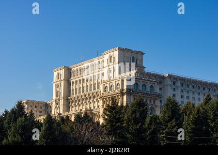 Palast des Parlaments in der Nacht, Bukarest, Rumänien Stockfoto