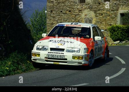 Carlos Sainz (ESP) Antonio Boto (ESP) Ford Sierra RS Cosworth GRA Marlboro Rally Team Stockfoto