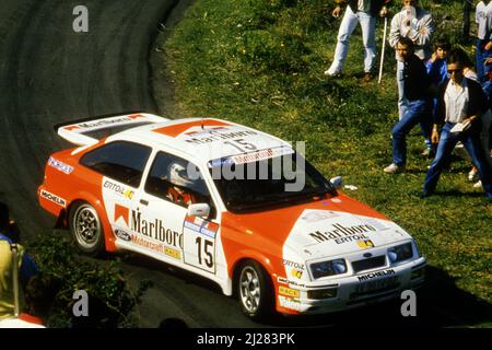 Carlos Sainz (ESP) Antonio Boto (ESP) Ford Sierra RS Cosworth GRA Marlboro Rally Team Stockfoto